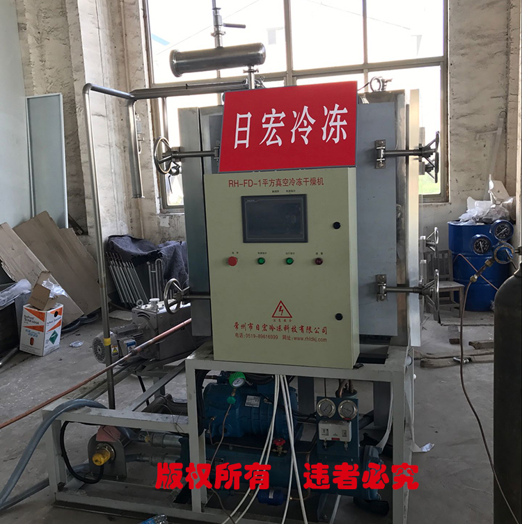 ʵ����С�Ͷ��ɻ�